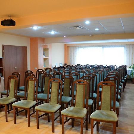Hotel Transit Oradea Exterior foto